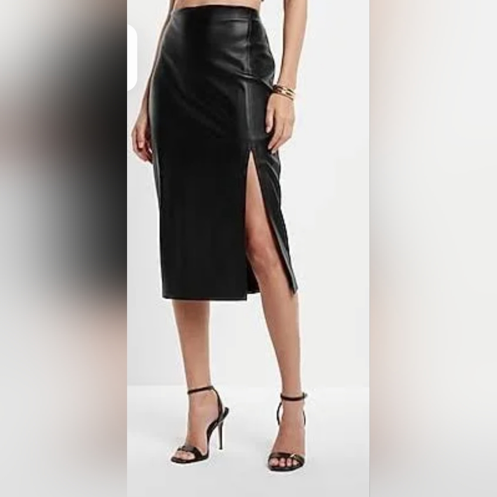 Women's Faux Leather Skirt